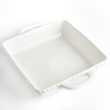 2 QT Baking Dish with white background